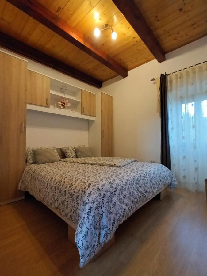 Guesthouse Marija Potpićan Kültér fotó