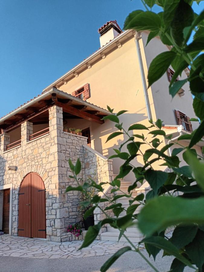 Guesthouse Marija Potpićan Kültér fotó